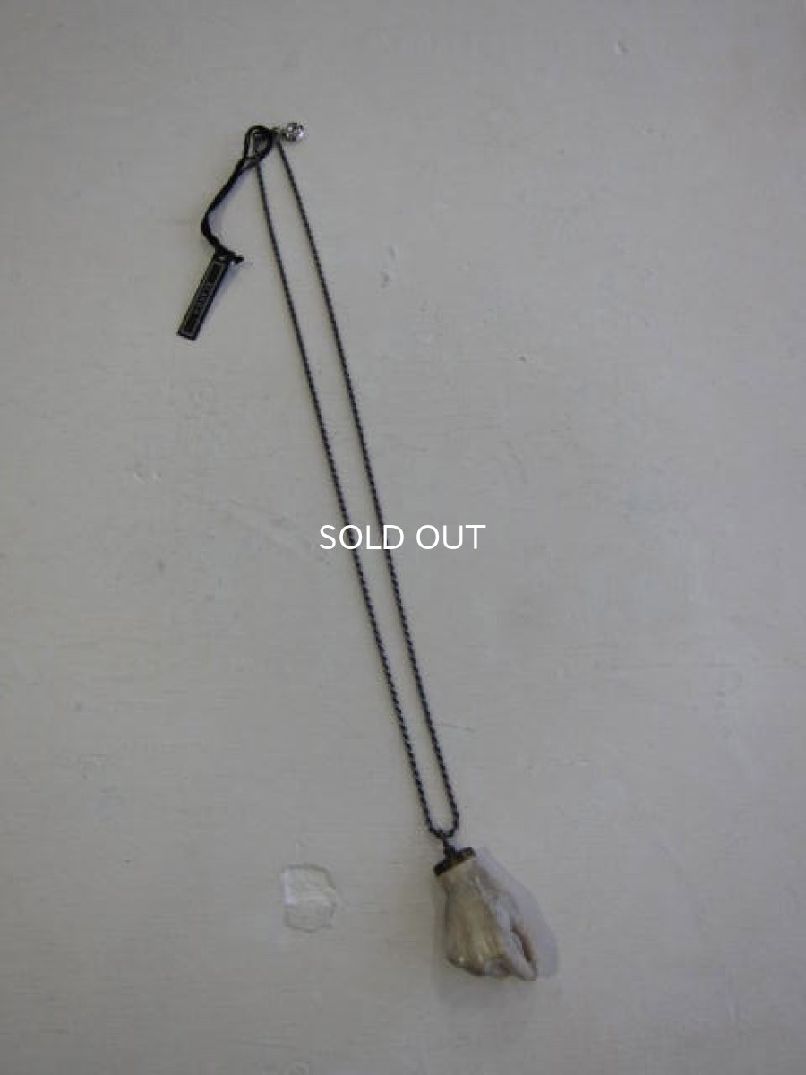 画像1: KLASICA  "MADE" HAND MOTIF NECKLACE  (1)