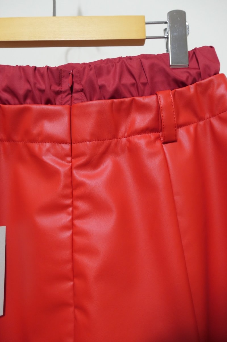 画像4: KISHIDAMIKI faux leather midi skirt (4)