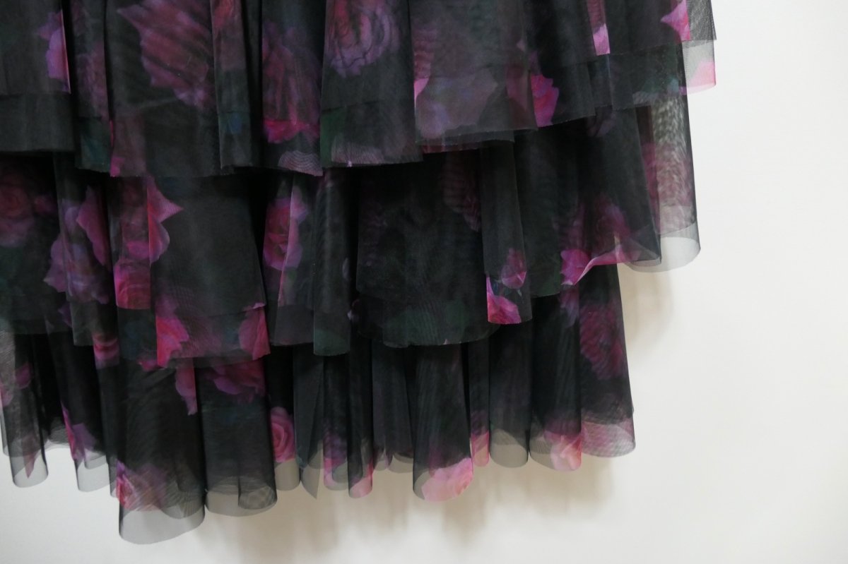 画像3: VIVIANO Tulle Ruffle Tiered Skirt (3)