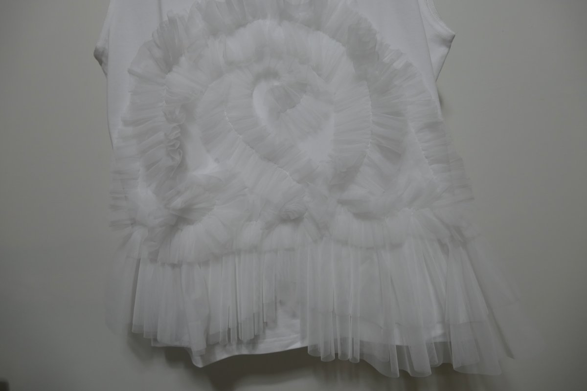 画像2: VIVIANO  Tulle Sleeveless T-Shirt (2)