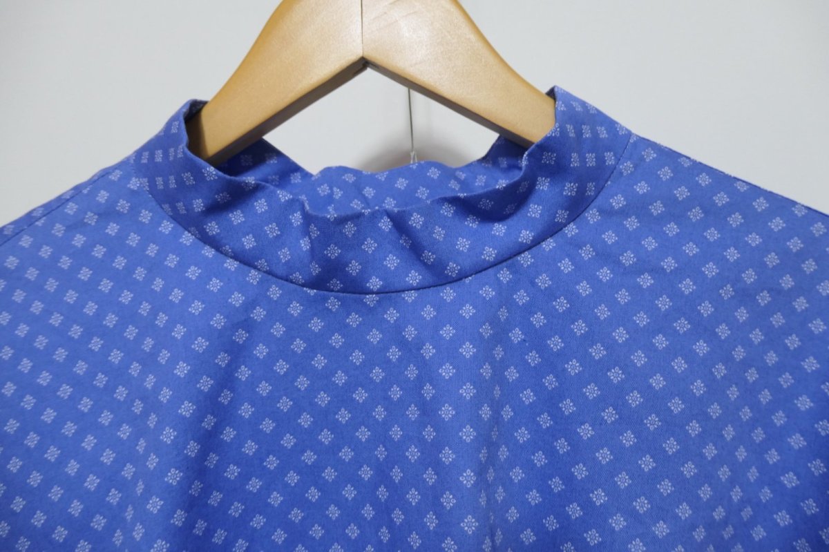 画像2: the last flower of the afternoon Back open rectangle blouse (2)