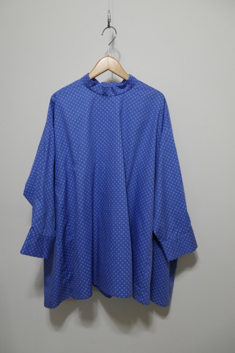 画像1: the last flower of the afternoon Back open rectangle blouse (1)