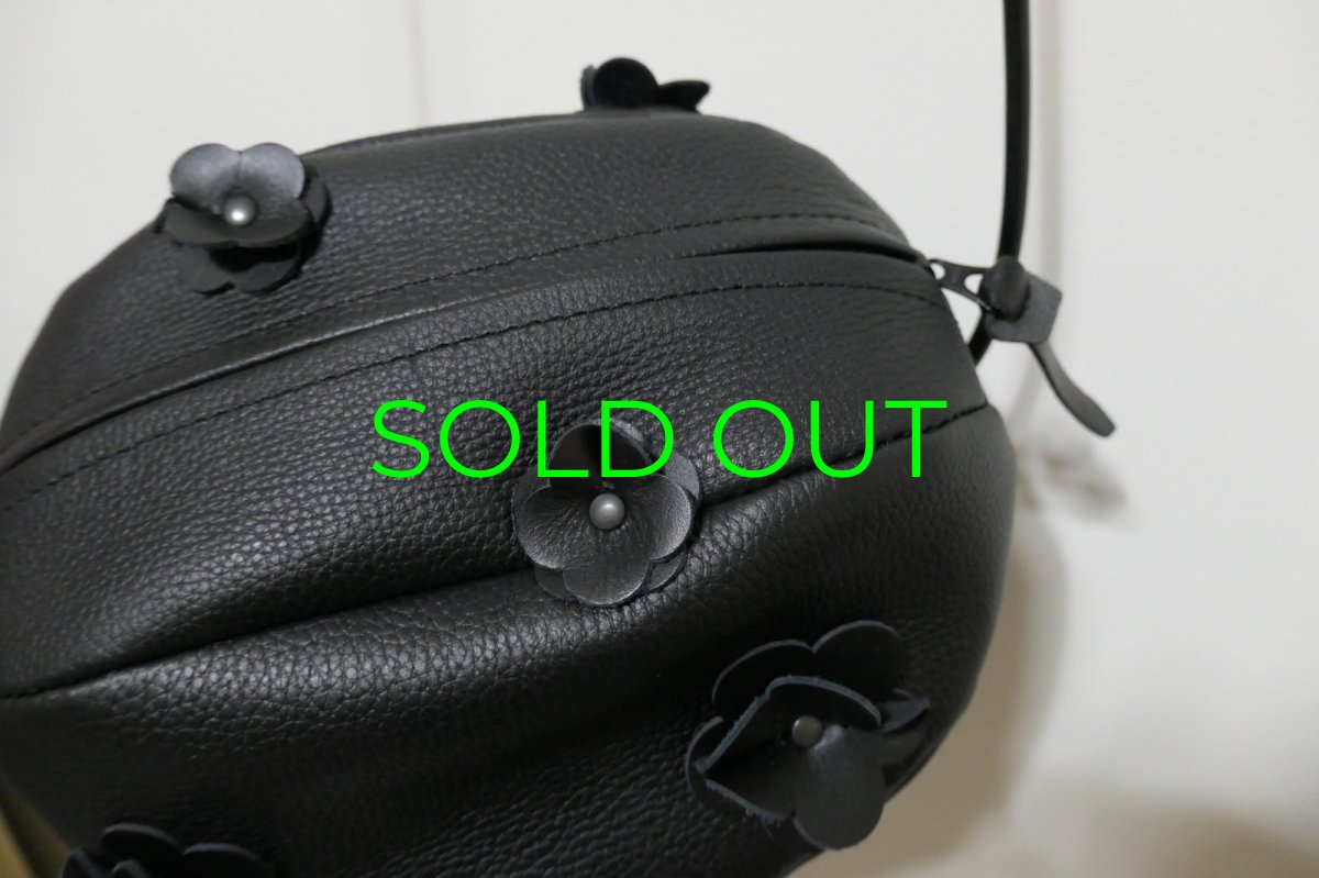 画像4: DECO depuis1985 3D FLOWER ROUND BAG (4)