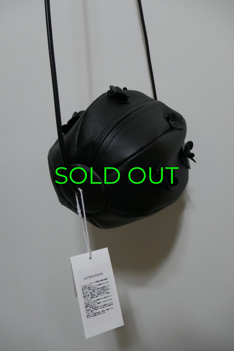 画像2: DECO depuis1985 3D FLOWER ROUND BAG (2)