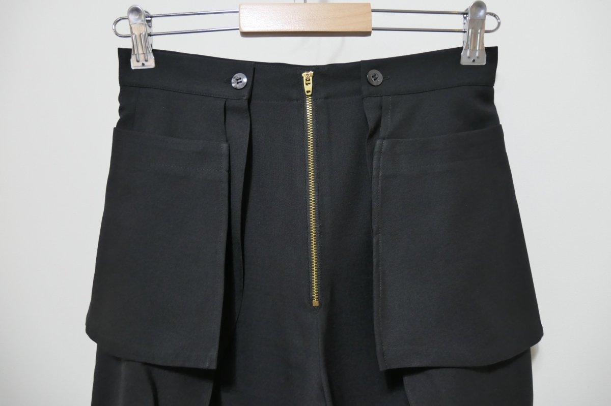 画像2: YUKI SHIMANE Wrap Pockets Trousers (2)