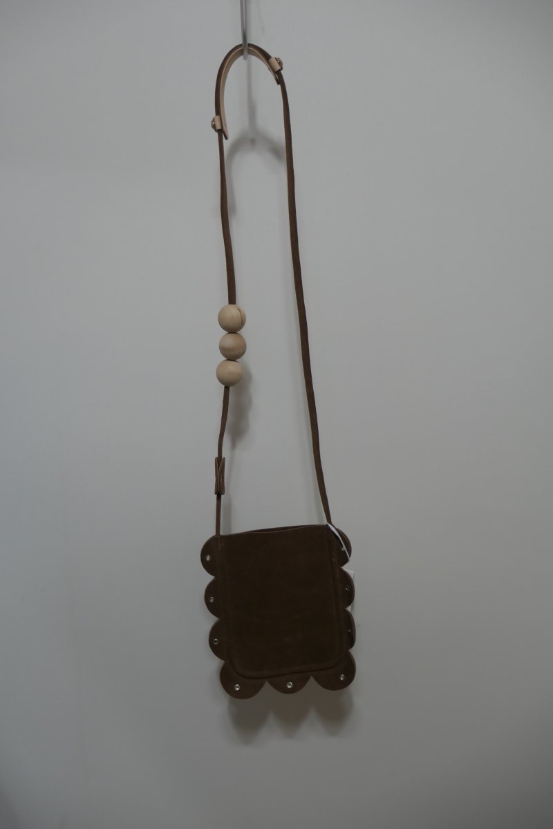 画像1: DECO depuis1985 SCALLOPED PHONE CASE (1)