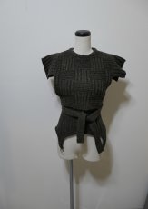 VESTとセットで着用した場合