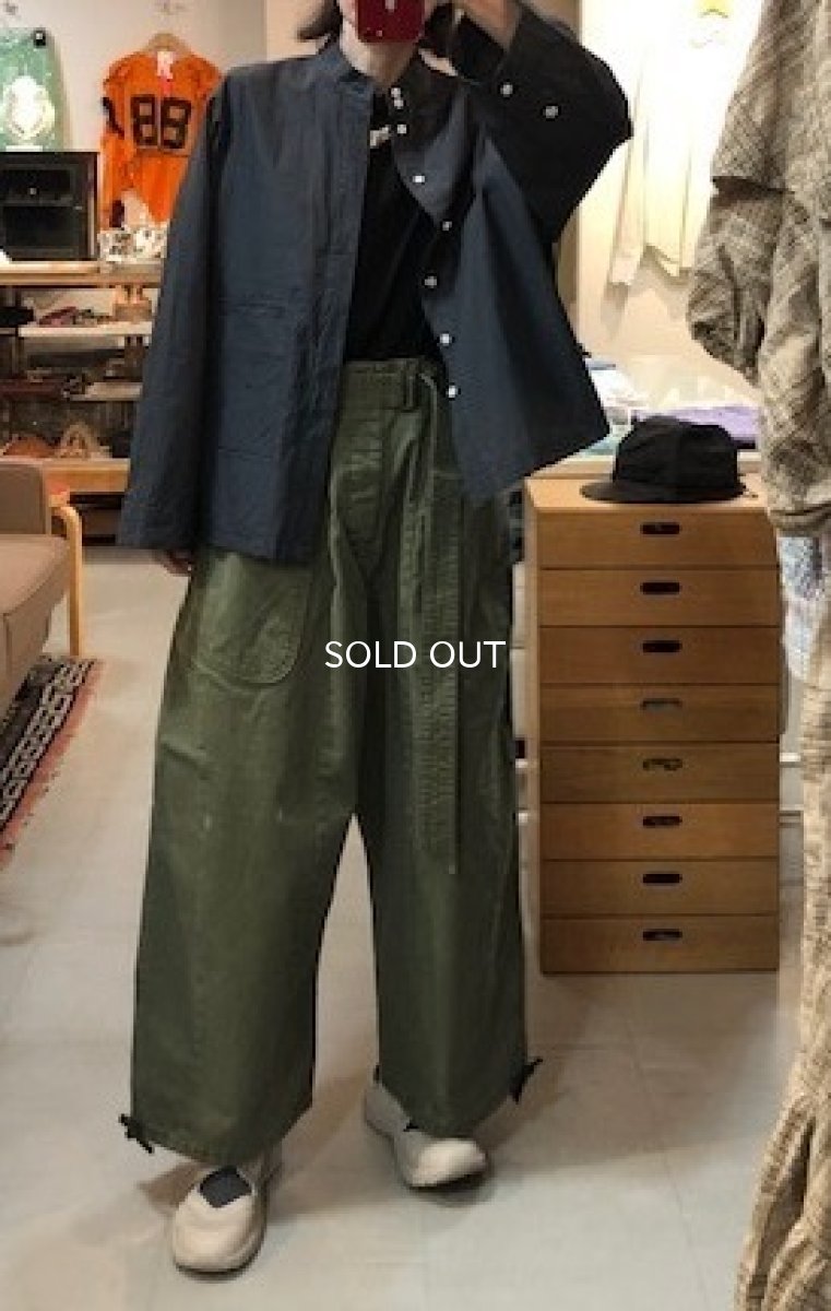 身長164cm