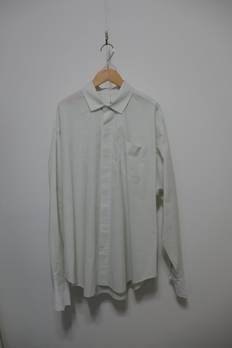 画像1: NATIVE VILLAGE Embroidered cuffs shirt (1)