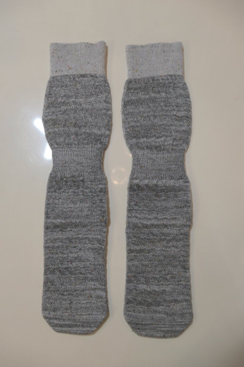 画像1: YUKI SHIMANE Loose&Fit Lace High-Socks (1)