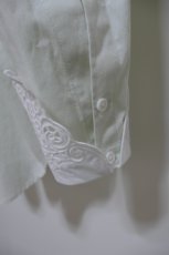 画像4: NATIVE VILLAGE Embroidered cuffs shirt (4)