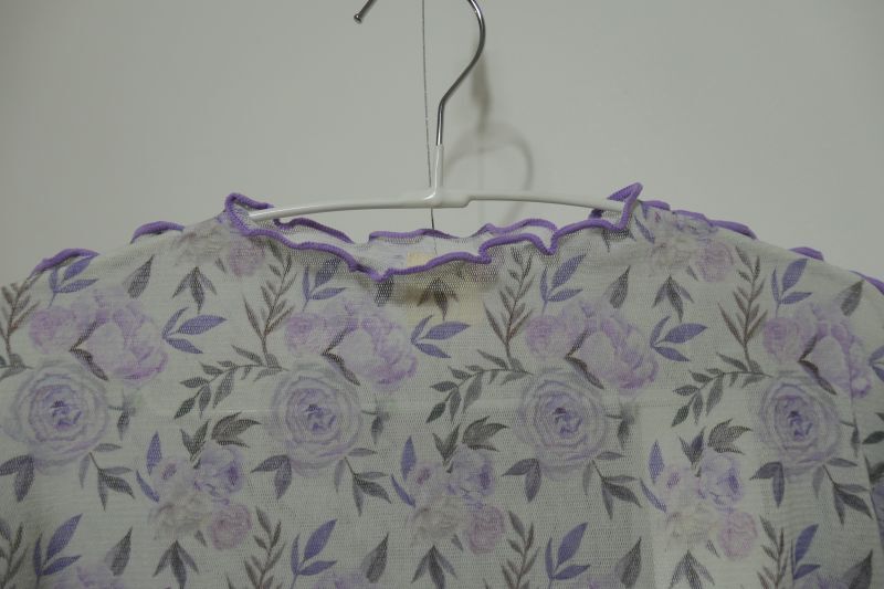 DECO depuis 1985 FLOWER PRINT UNEUNE TOPS - mousses