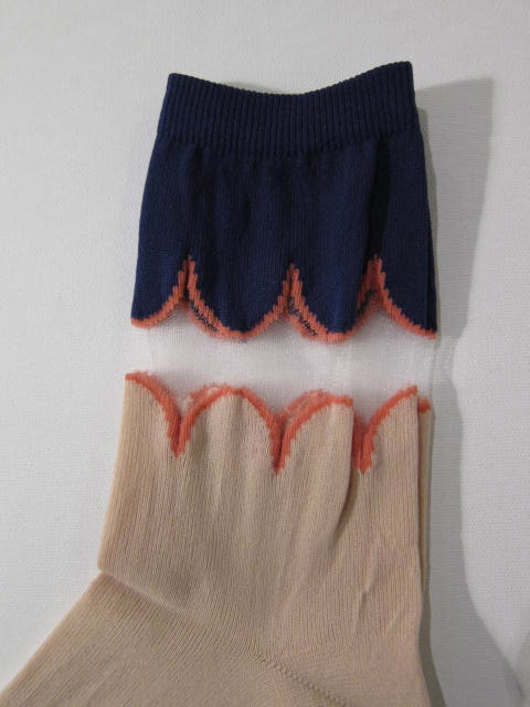 画像2: Eine Lilie Scallop bi-color socks 